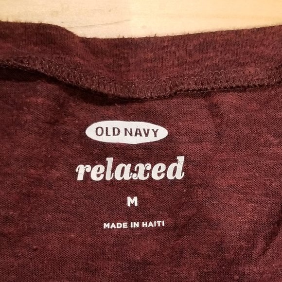 Old Navy Relaxed Maroon V Neck Short Sleeve Tee - Picture 2 of 3